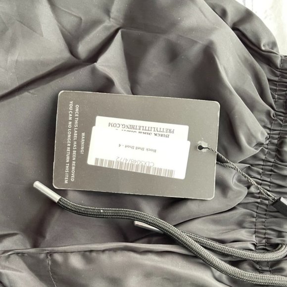 Pretty Little Thing Black Shell Short - Picture 7 of 11